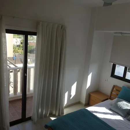 Cy-blue Villa Protarász