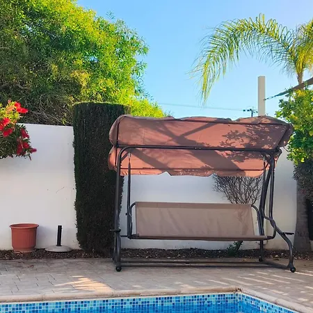 Villa Cy-blue