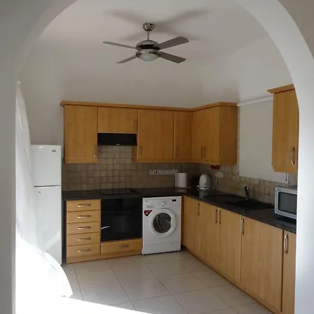 Cy-blue 빌라 프로타라스